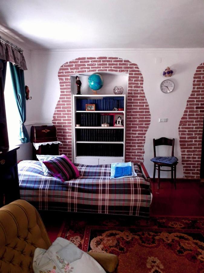 Guest House Meri Poppins Dedoplis Tskaro 외부 사진